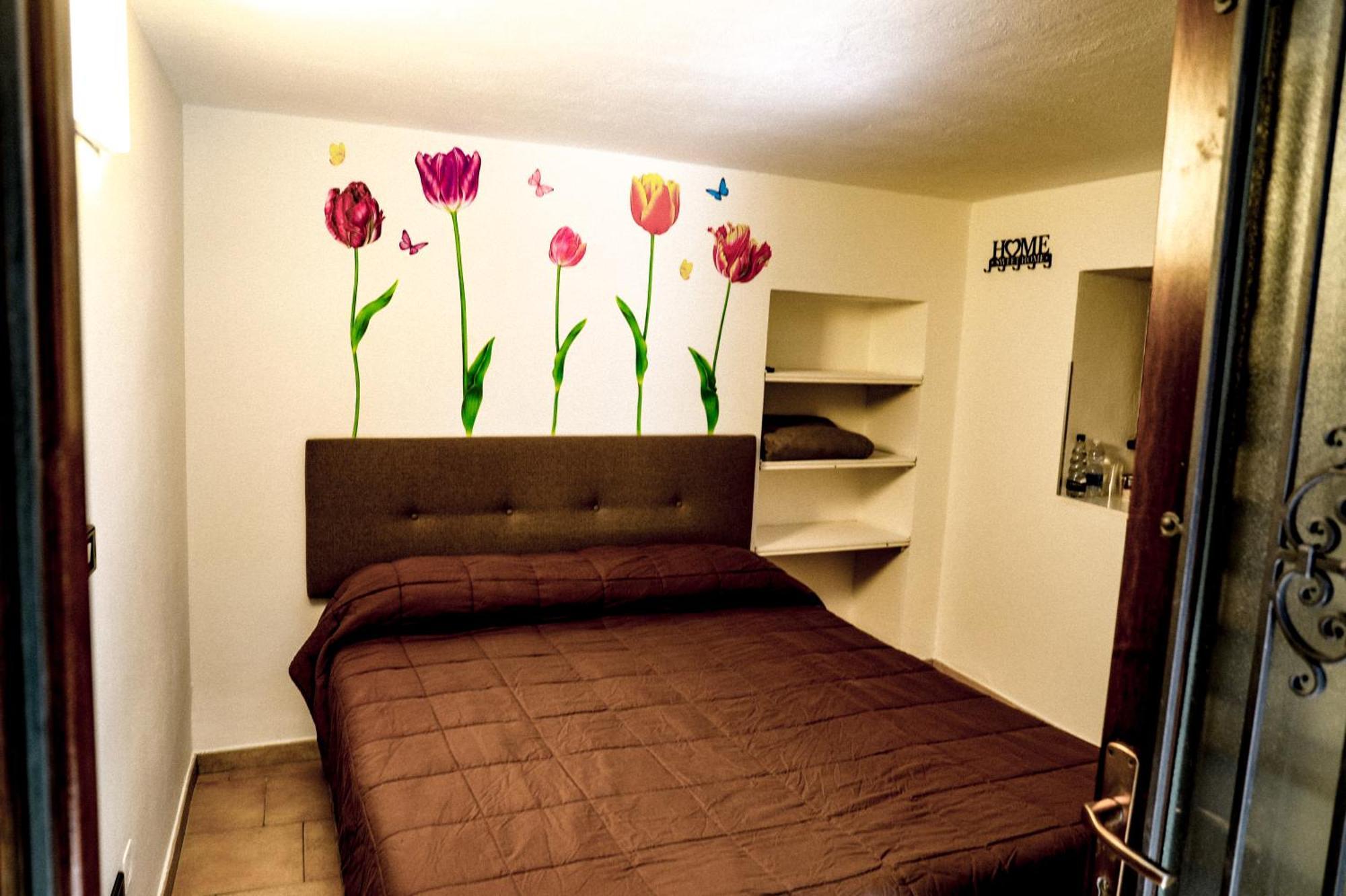 Vittoria Holiday House - Tulip Apartment And Tulip Room Stresa Exteriör bild